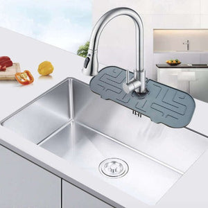 Stay Clean and Stylish: How to Use a Kitchen Sink Silicone Splash Guard Effectively